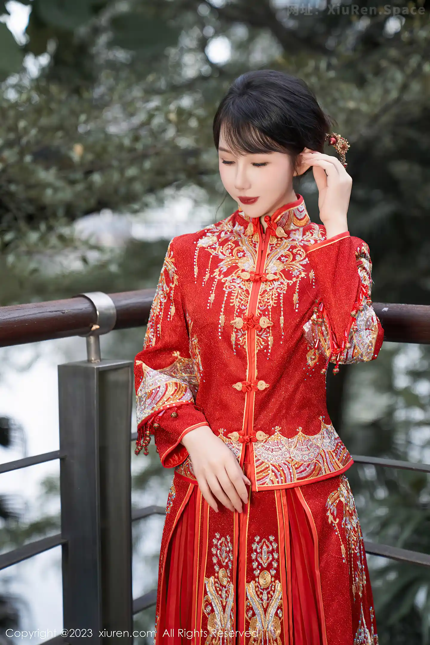 图片[4]-[XiuRen秀人网]VOL.7729 模特波巧酱专属新娘主题性感红色蕾丝内衣配超薄肉丝诱惑写真90P-秀人网官方网站